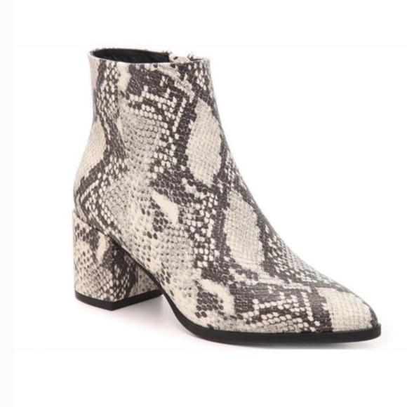 MADDEN GIRL DAFNII SNAKESKIN CHUNKY BLOCK HEEL ANKLE BOOTS BOOTIES SIZE 7M - Picture 2 of 9